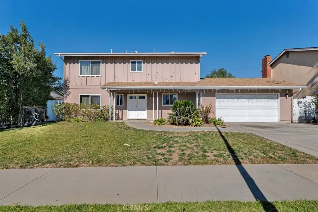 11347 Kelowna Street, Sylmar, CA 91342 - Image #1