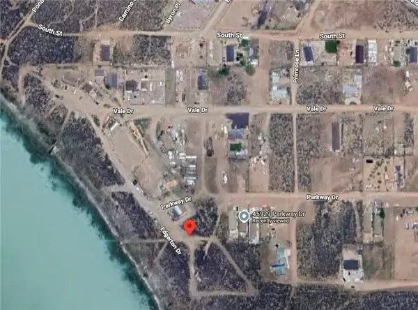 45909 Parkway Dr, Big Bear City, CA 92314