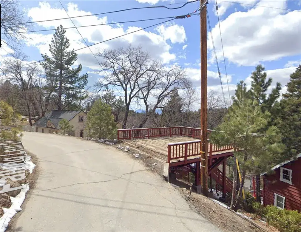 33355 Falling Leaf Dr, Green Valley Lake, CA 92341 - Image #1