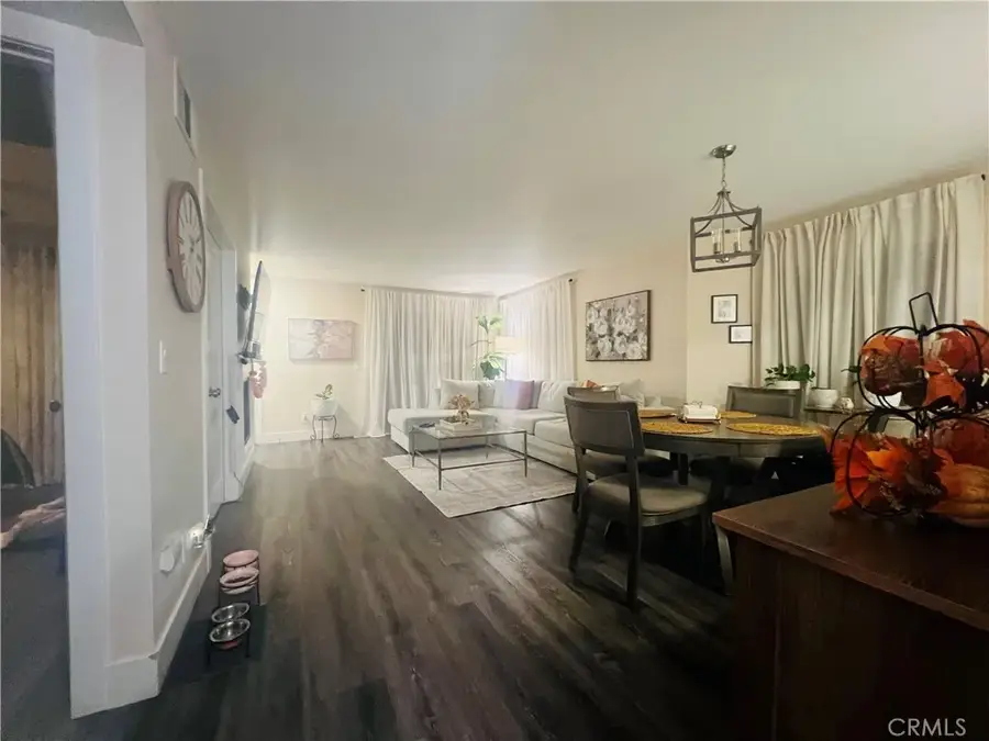 26972 Flo #305, Canyon Country, CA 91351 - Image #3