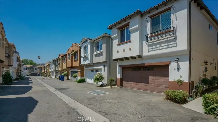 14909 Navarre Way, Sylmar, CA 91342 - Image #2
