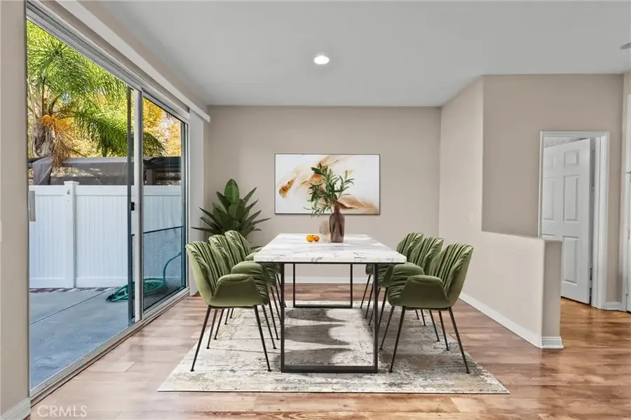 25412 Parkwood Lane, Saugus, CA 91350 - Image #3