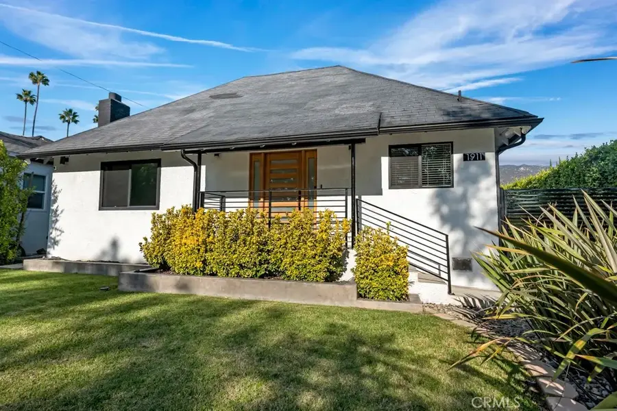 1911 W Kenneth Rd, Glendale, CA 91201 - Image #2