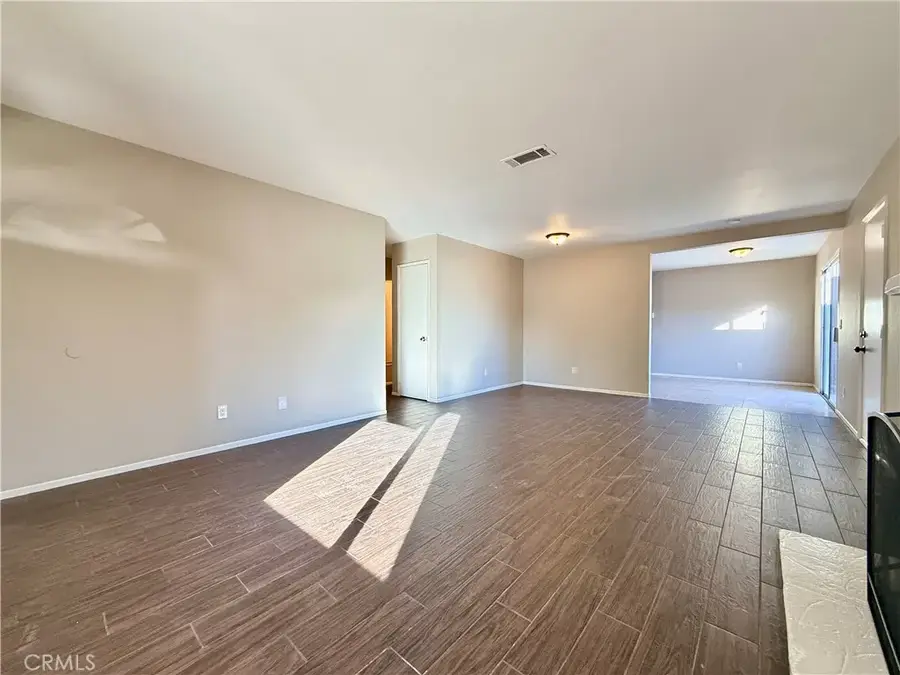 17365 Newmont, Lancaster, CA 93535 - Image #3