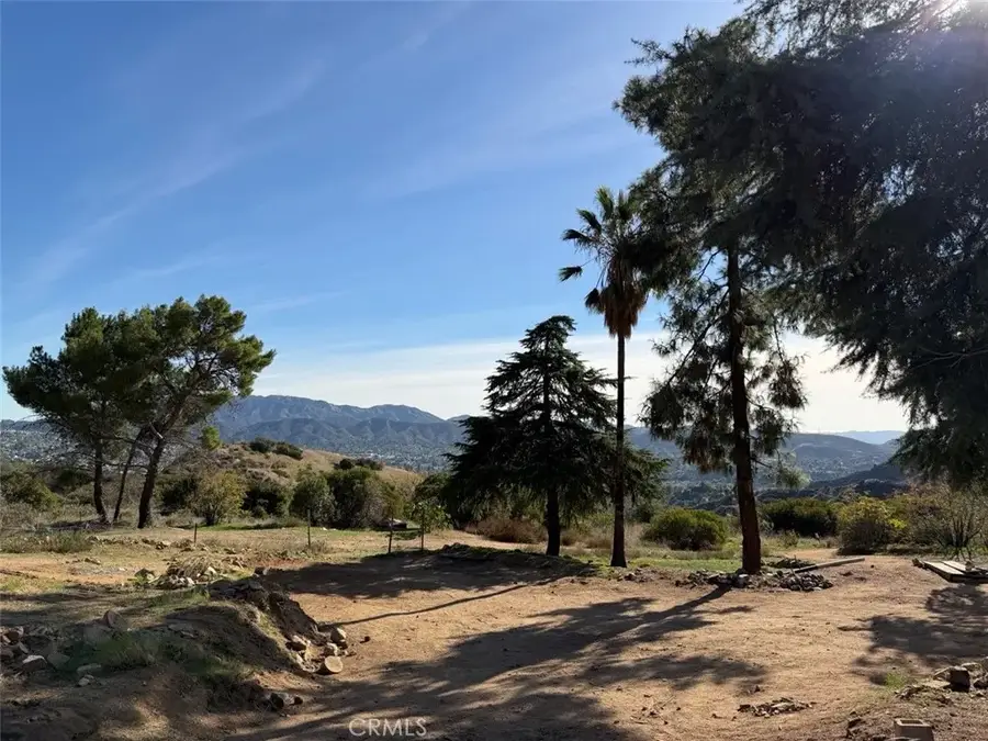 12159 Oro Vista Ave, Sunland, CA 91040 - Image #2