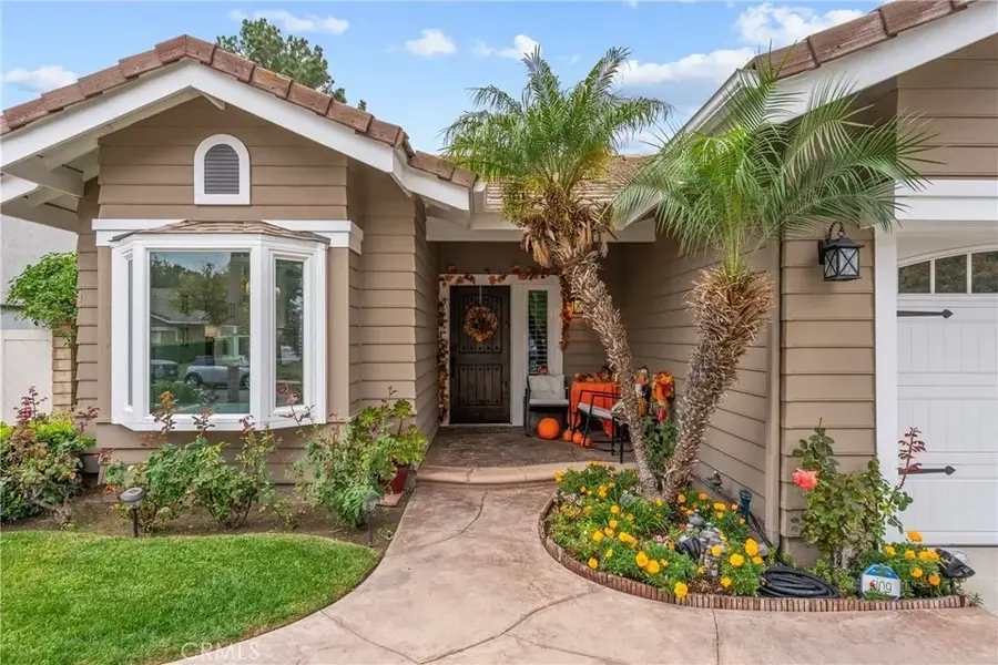 27251 Blakely Place, Valencia, CA 91354 - Image #2