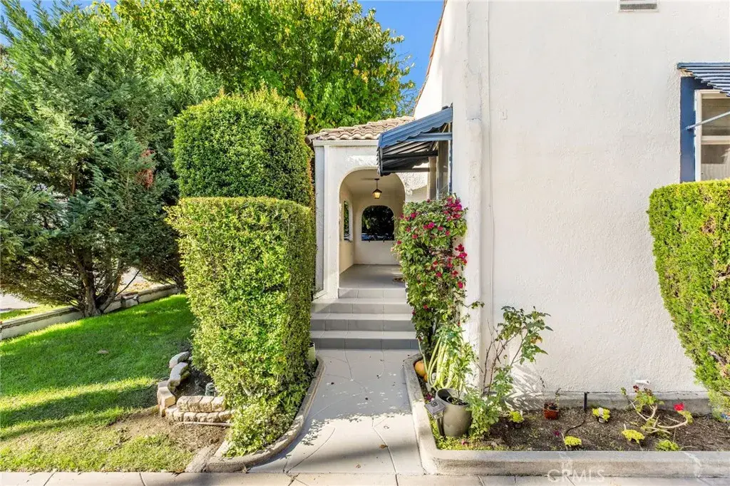 1323 5th Street, Glendale, CA 91201 - Image #1