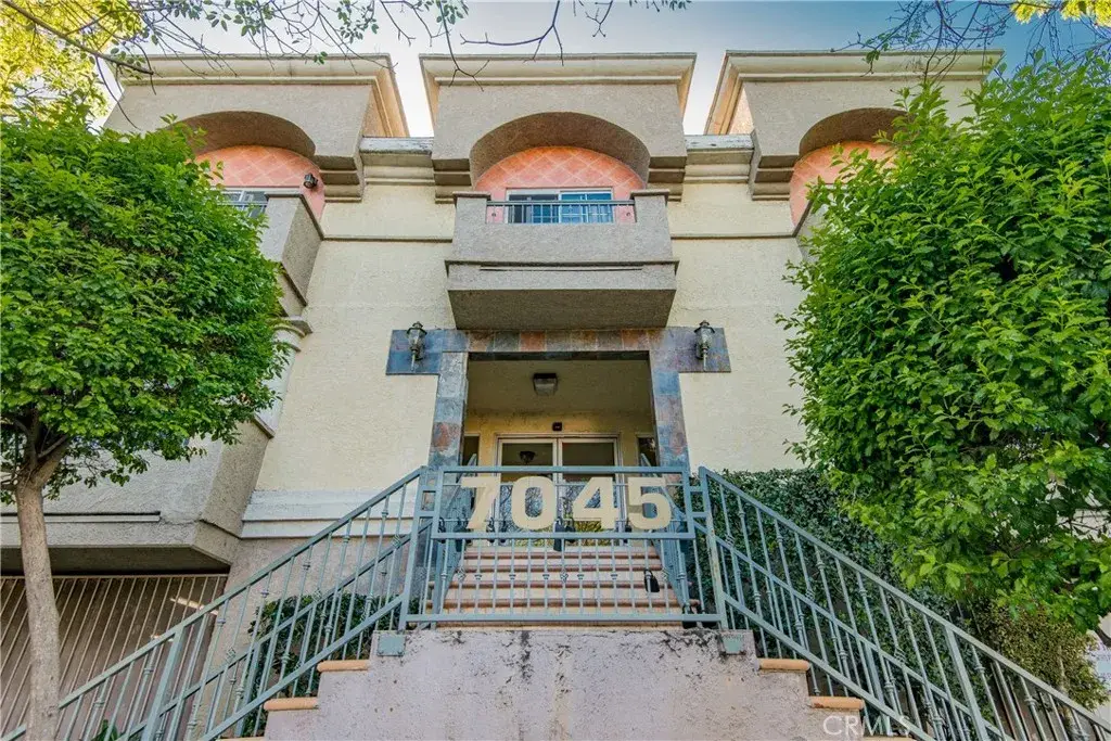 7045 Woodley Avenue #218, Van Nuys, CA 91406 - #1