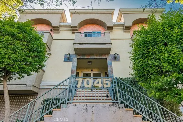 7045 Woodley Avenue #218, Van Nuys, CA 91406