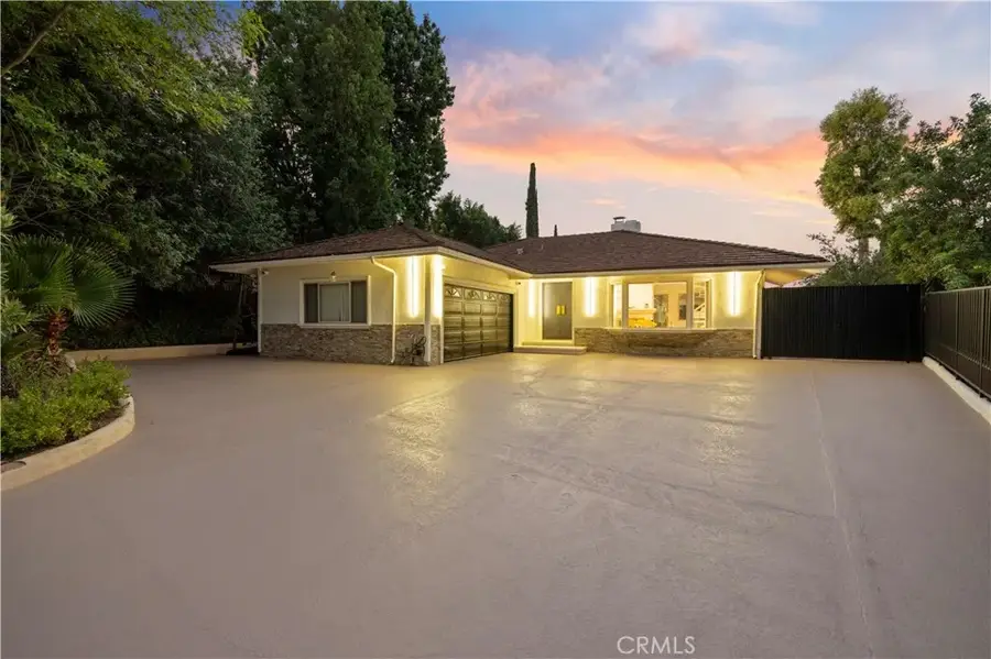 4651 Ellenita Ave., Tarzana, CA 91356 - Image #3