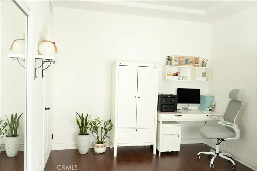 4128 Whitsett #101, Studio City, CA 91604 - Image #2