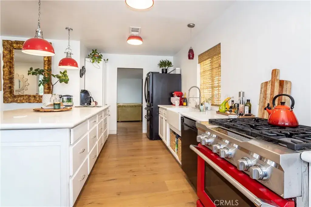 9525 Woodley, North Hills, CA 91343 - #1