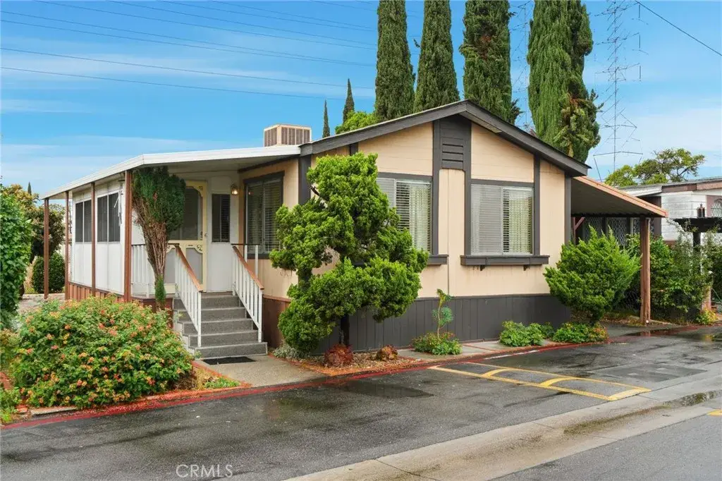 9051 Laurel Canyon #7, Sun Valley, CA 91352 - Image #1