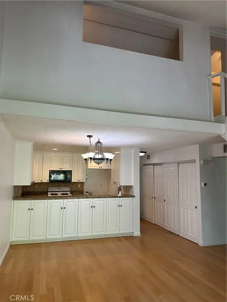 7101 Farralone Avenue #135, Canoga Park, CA 91303 - Image #2