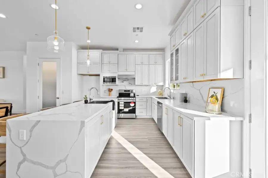 7214 W Avenue A-6, Lancaster, CA 93536 - Image #2