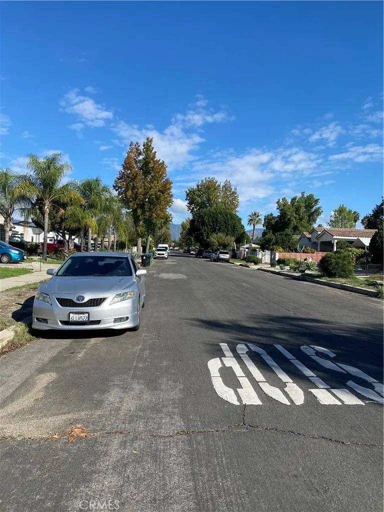 9716 Natick, San Fernando Valley, CA 91343 - Image #3