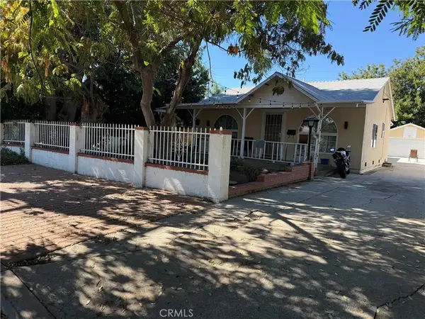 6839 Geyser Avenue, Reseda, CA 91335