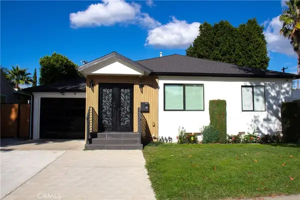 17961 Martha Street, Encino, CA 91316