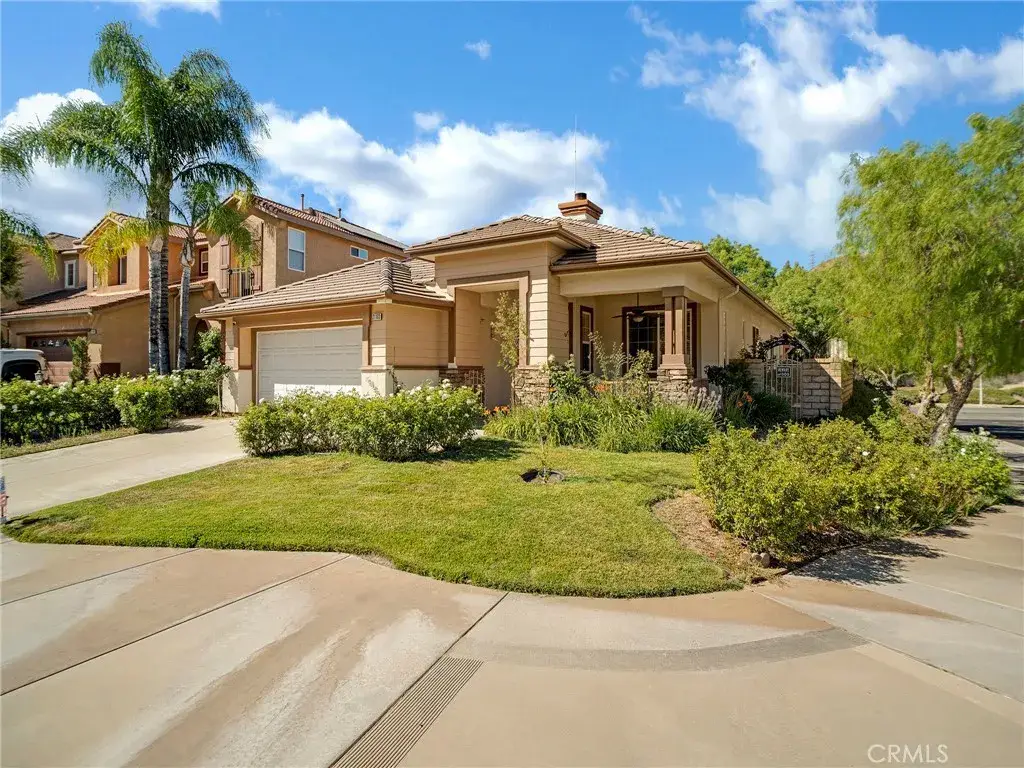 21103 Cross Creek Drive, Saugus, CA 91350 - Image #1