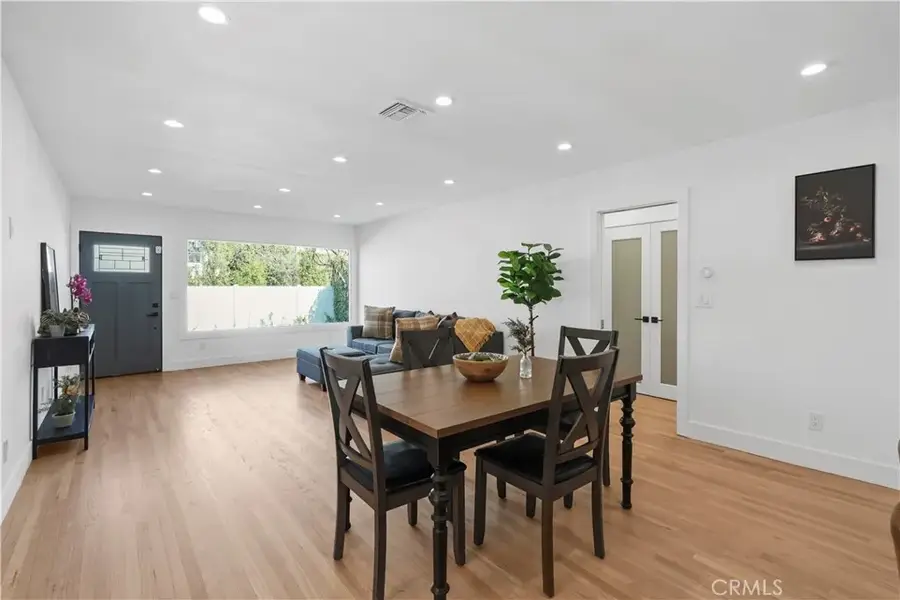 11330 Blix Street, North Hollywood, CA 91602 - Image #2