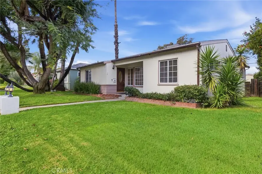 16753 Magnolia, Encino, CA 91436 - Image #2
