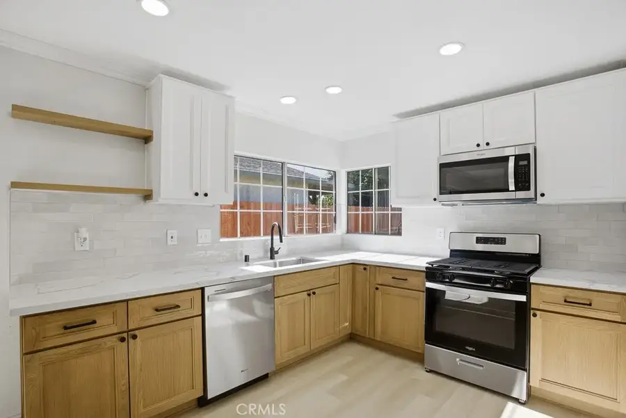 7051 Idyllwild Lane, Riverside, CA 92503 - Image #3