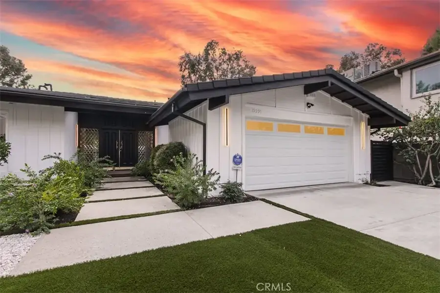 19291 Berclair Lane, Tarzana, CA 91356 - Image #2