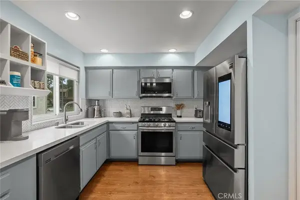 19540 Sherman Way #602, Reseda, CA 91335