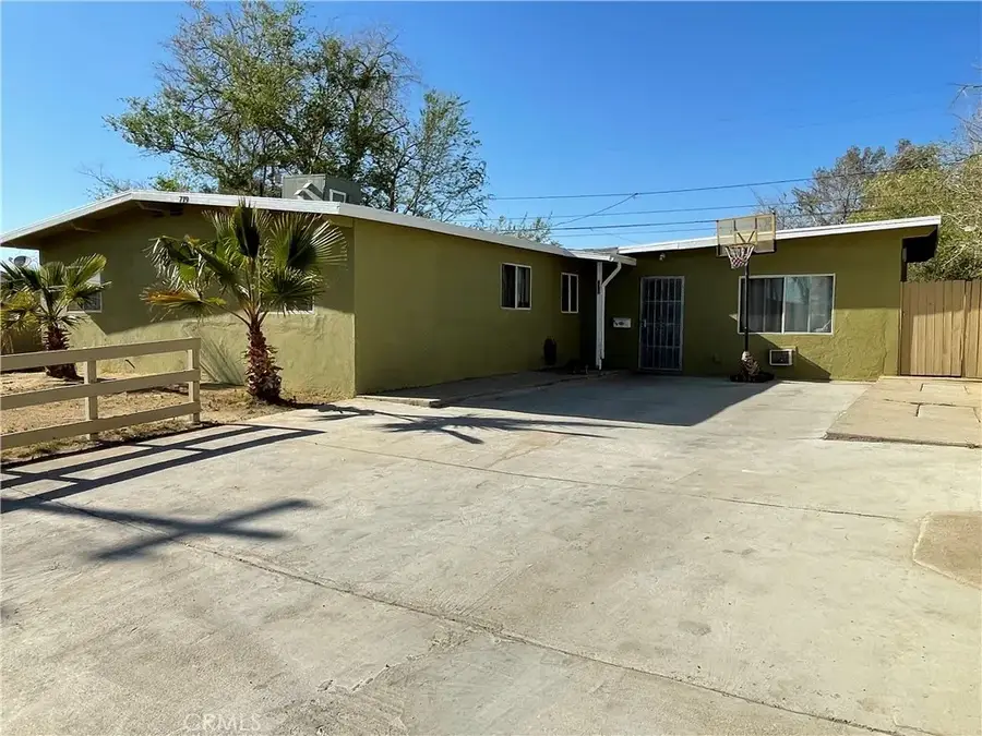 719 W Avenue H13, Lancaster, CA 93534 - #2