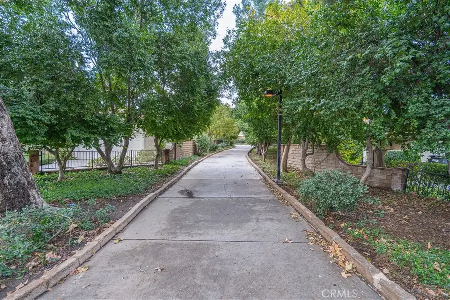 23732 Via Tomas, Valencia, CA 91355 - Image #3