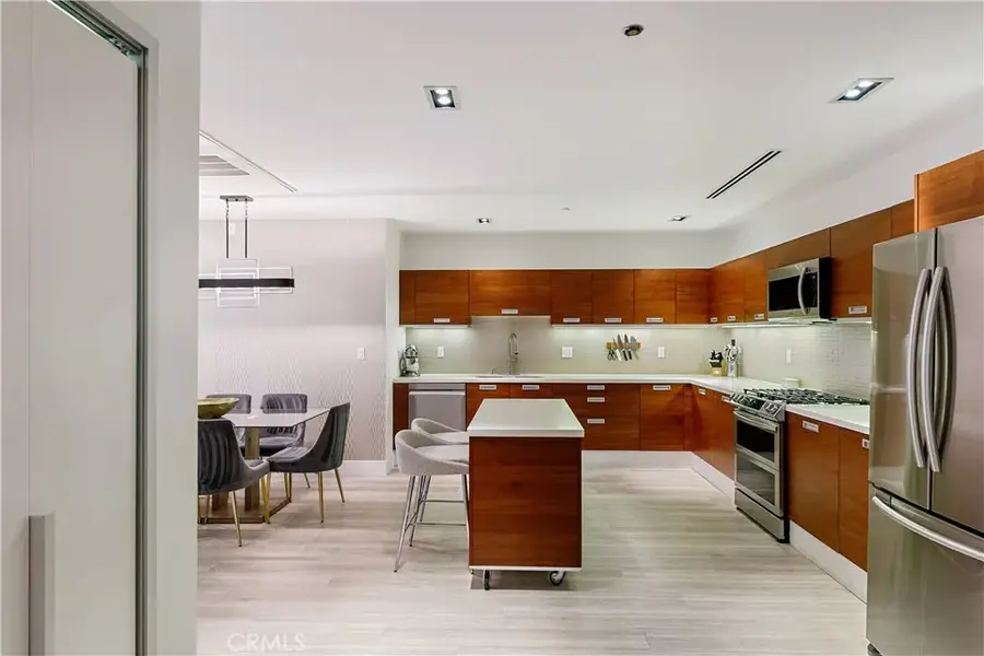 6735 Yucca Street #107, Los Angeles, CA 90028 - Image #3