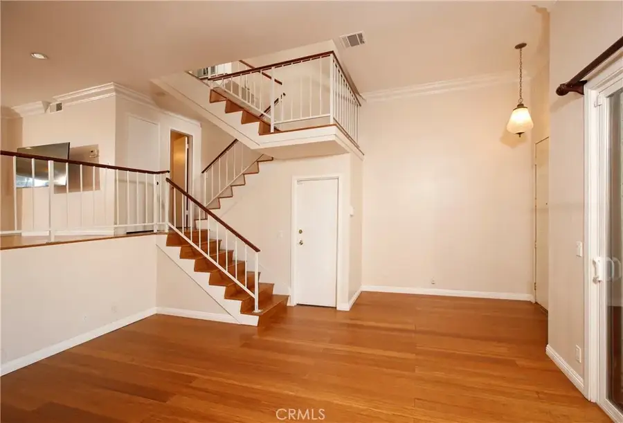 400 W Riverside Drive #2, Burbank, CA 91506 - #3