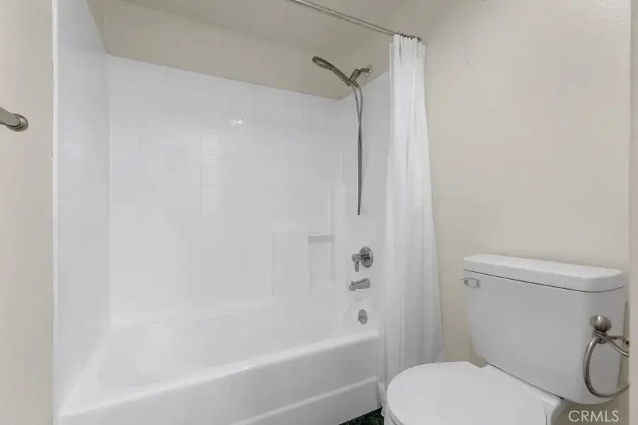 5744 Oak Bend Lane #203, Oak Park, CA 91377 - Image #3