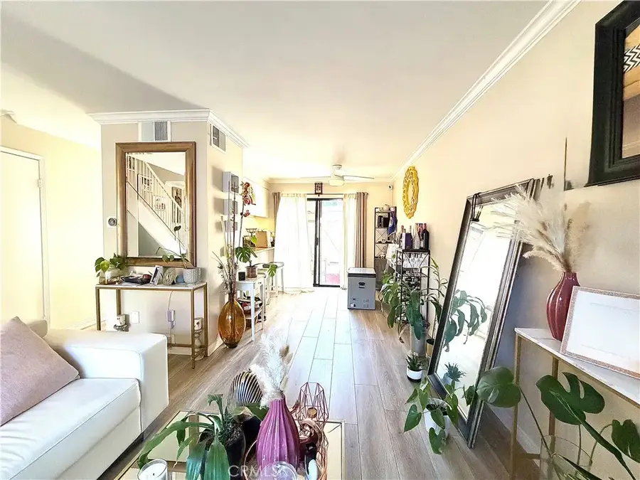 28615 Conejo View Drive, Agoura Hills, CA 91301 - Image #2