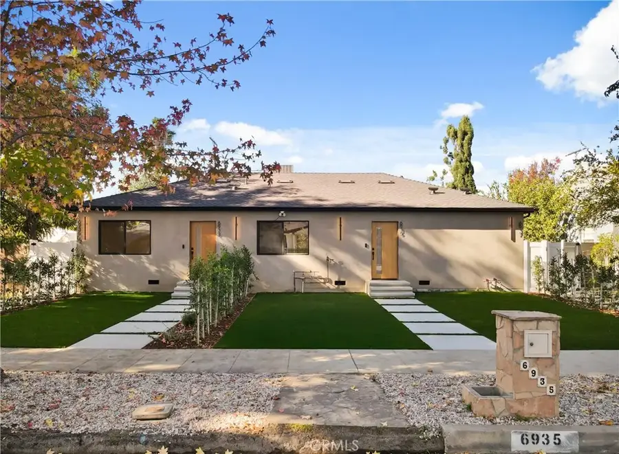 6935 Jellico Avenue, Lake Balboa, CA 91406 - Image #2