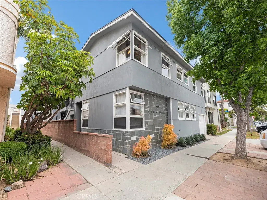 933 E 1st Street #7, Long Beach, CA 90802 - Image #1