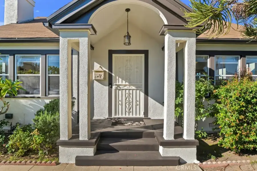 337 N Beachwood Drive, Los Angeles, CA 90004 - Image #3