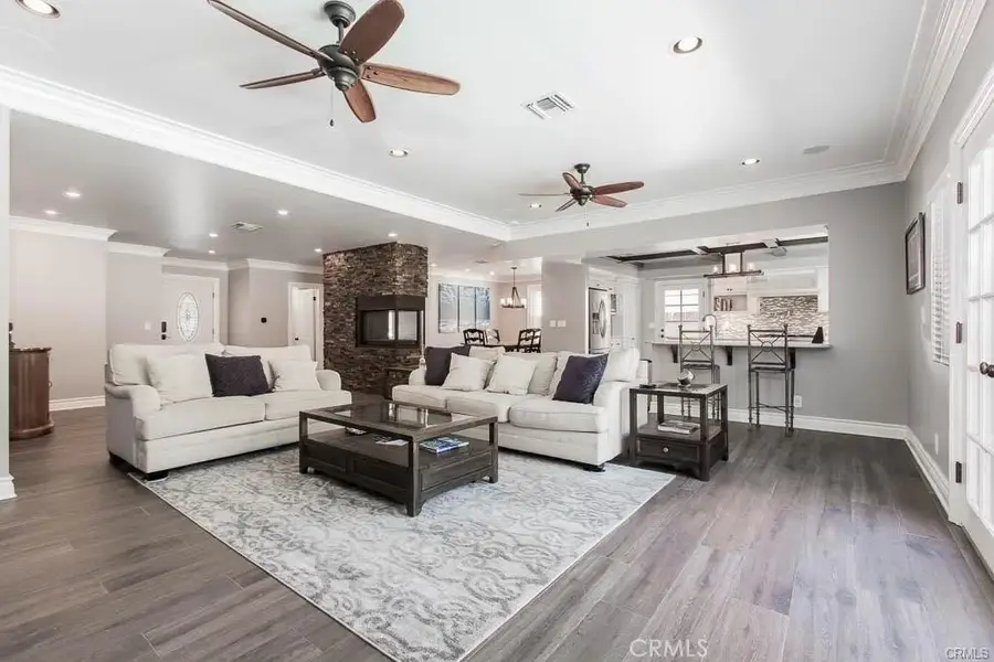 16009 Acre Street, North Hills, CA 91343 - Image #2