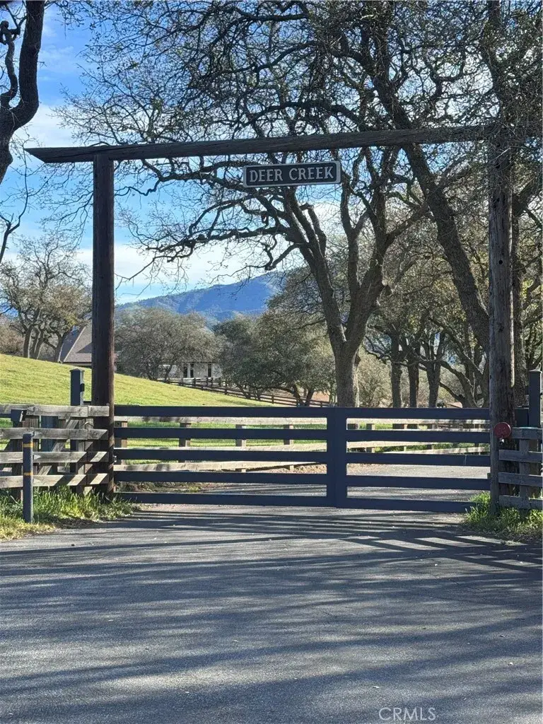 27513 Deer Creek Way, Keene, CA 93531 - #2