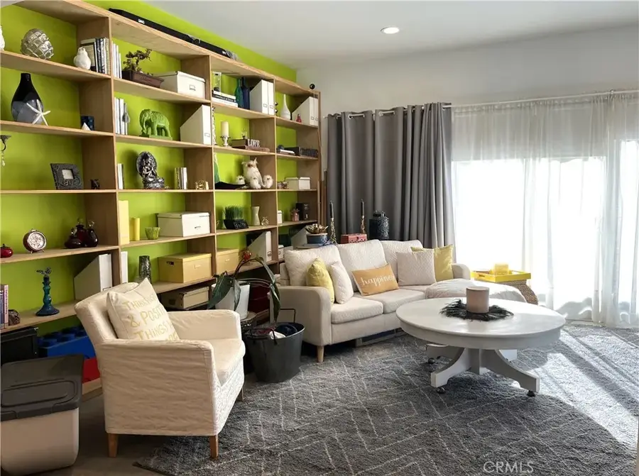 20800 Clark Street, Woodland Hills, CA 91367 - Image #3