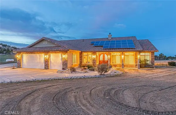 3335 E Avenue T8, Palmdale, CA 93550