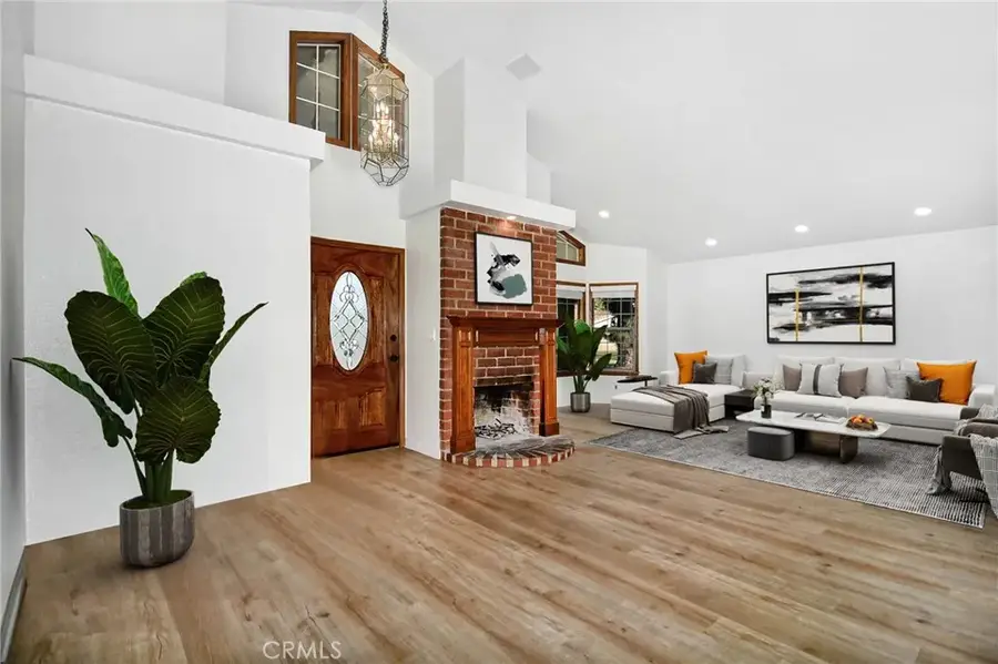 22736 Runnymede, West Hills, CA 91307 - Image #2