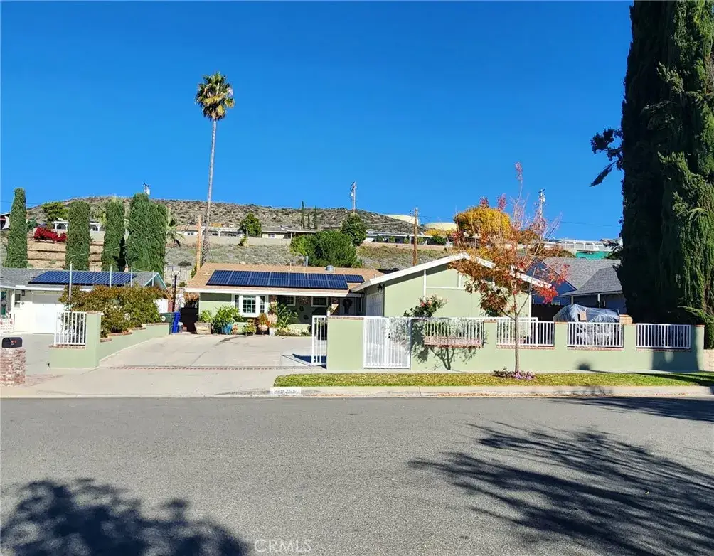 19755 Steinway Street, Canyon Country, CA 91351 - Image #1