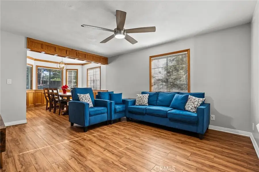 28938 Morningside Dr, Castaic, CA 91384 - Image #3