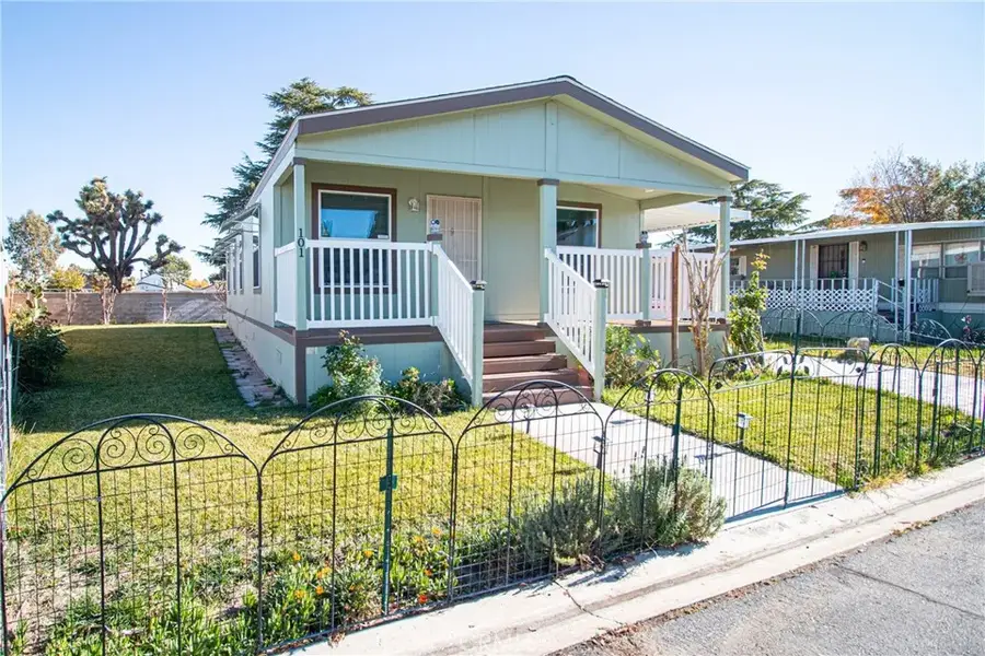 4444 E Avenue R #202, Palmdale, CA 93552 - #2