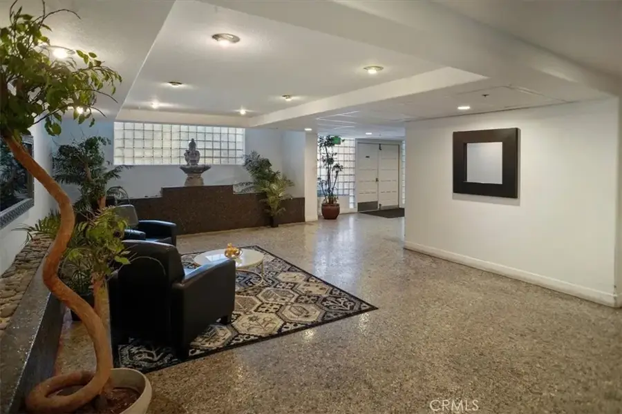11044 Acama, North Hollywood, CA 91602 - Image #2