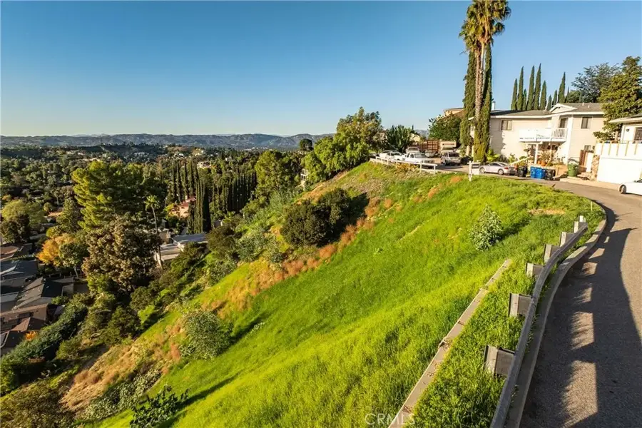 32 San Blas, Woodland Hills, CA 91364 - Image #2