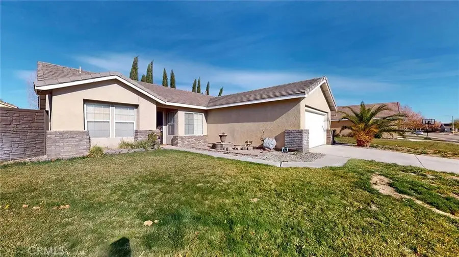 6157 W Avenue J4, Lancaster, CA 93536 - Image #2