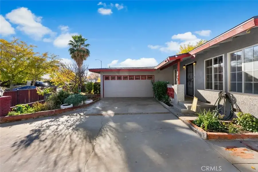 44221 4th Street East, Lancaster, CA 93535 - #2