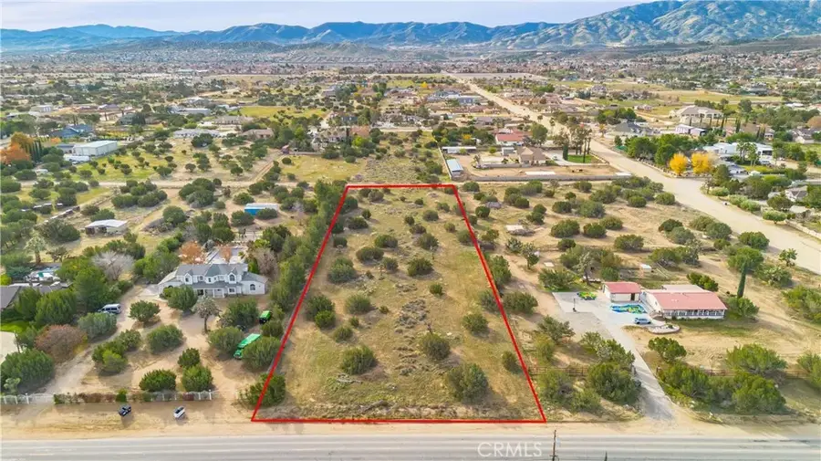 2330 W Avenue O, Palmdale, CA 93551 - Image #2